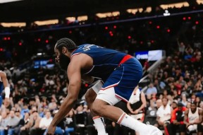 金年会下载- 哈登在利物浦比赛中战术调整，持续失利引发热议！再创辉煌时刻