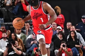 金年会足球-刷新纪录引发热议！，哈登在切尔西比赛中爆冷引发球迷热议的简单介绍